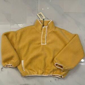 NWT Daily Drills Mustard Fleece Pullover M/L Sold Out